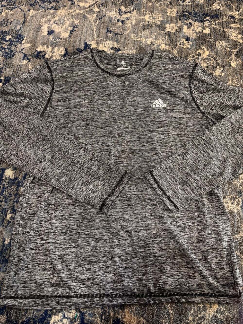 Adidas Long Sleeve Athletic Shirt Size M Gray